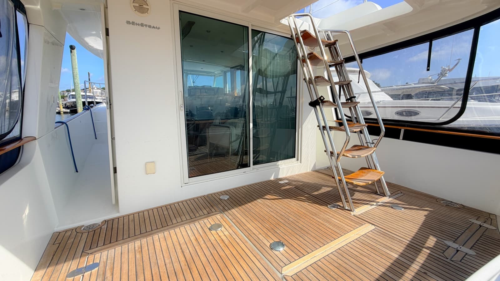 2006 Beneteau SWIFT TRAWLER 42 - Photo 18