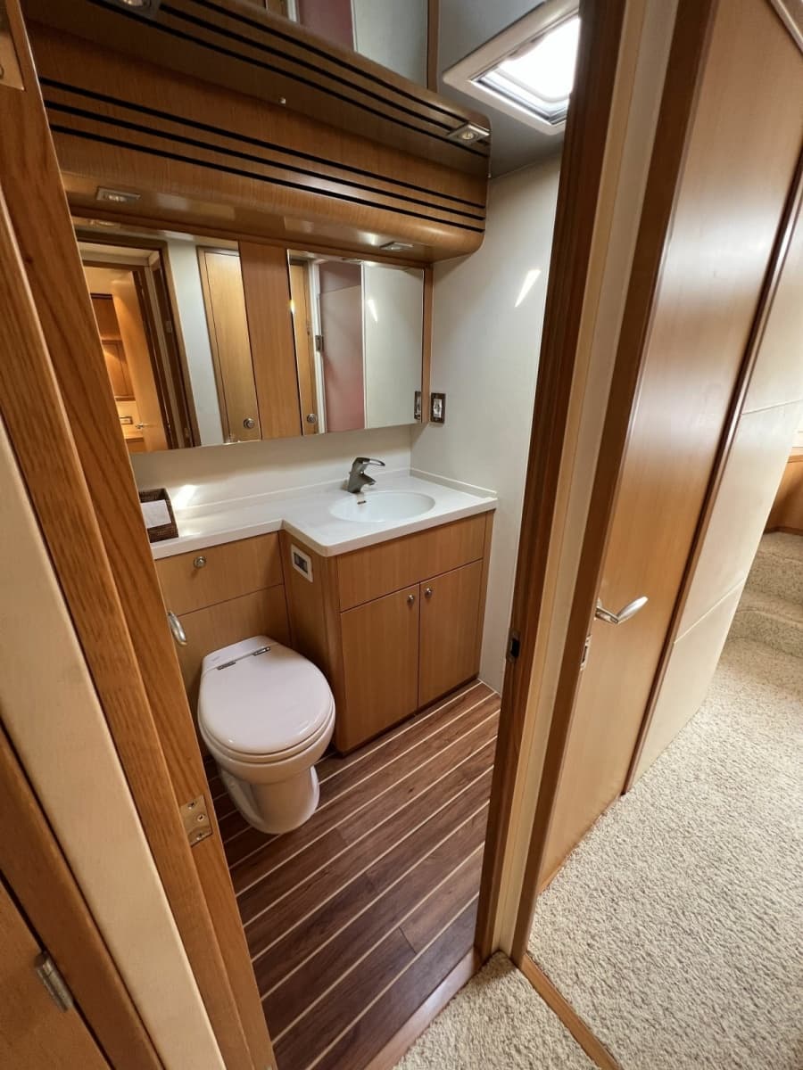 2010 Bertram 540 - Photo 42