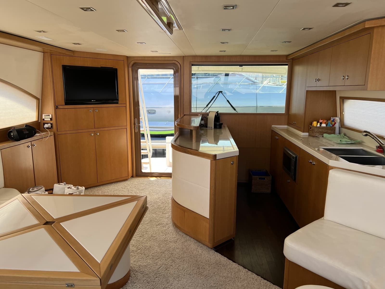 2010 Bertram 540 - Photo 18