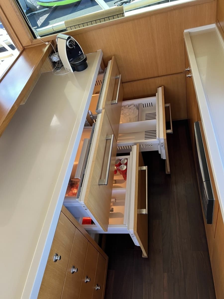 2010 Bertram 540 - Photo 20