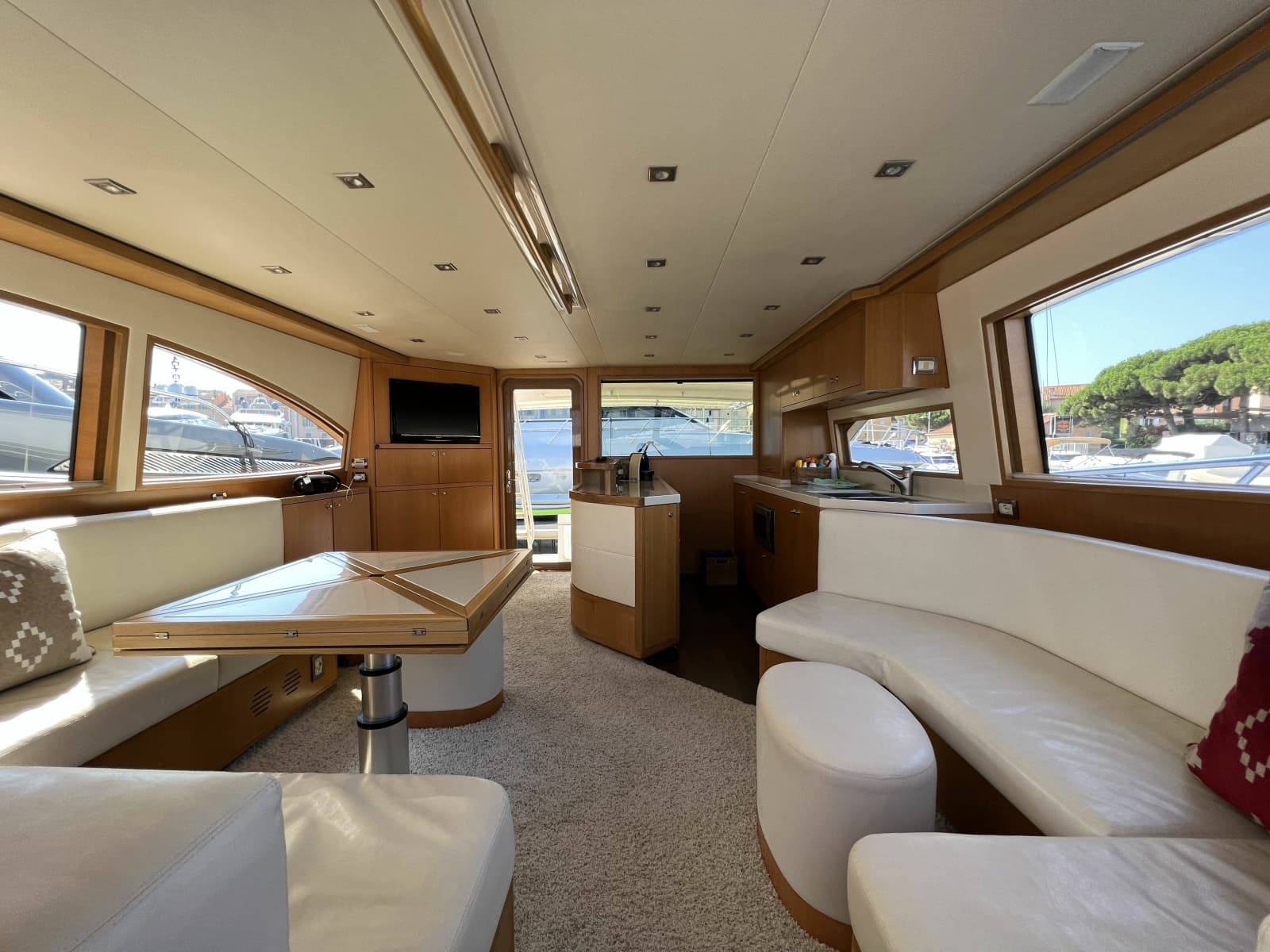 2010 Bertram 540 - Photo 26