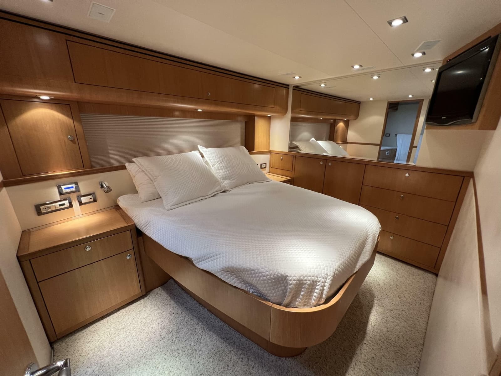2010 Bertram 540 - Photo 34