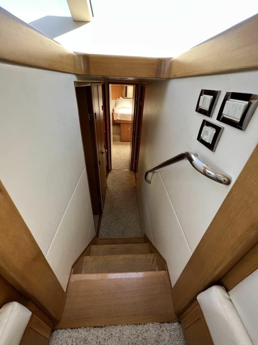 2010 Bertram 540 - Photo 31