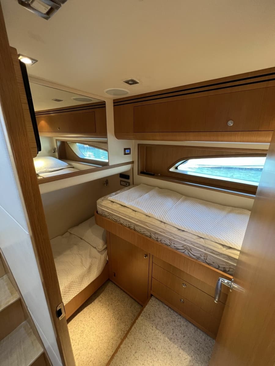 2010 Bertram 540 - Photo 41