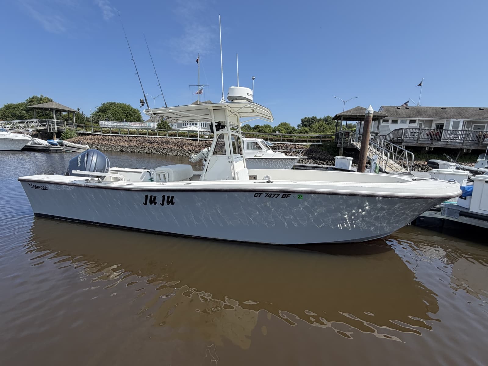 1990 Mako 261 Center Console - Photo 2