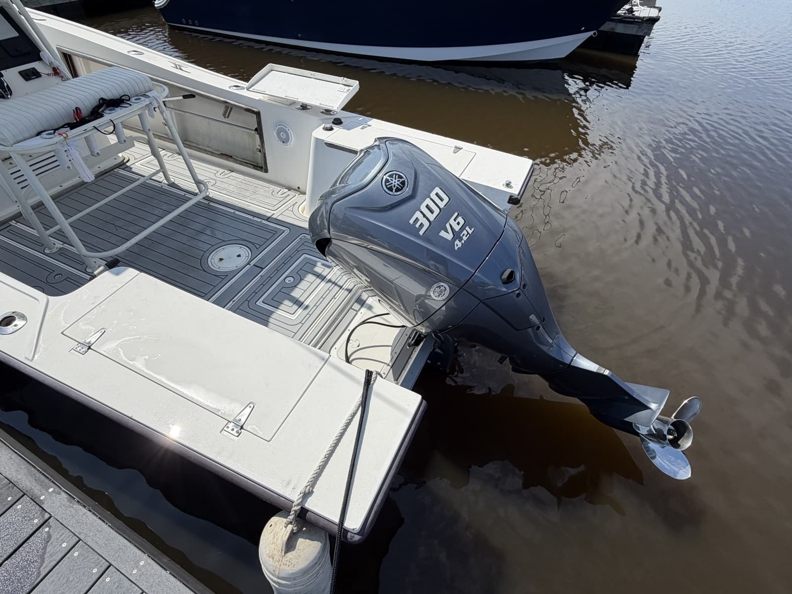 1990 Mako 261 Center Console - Photo 6