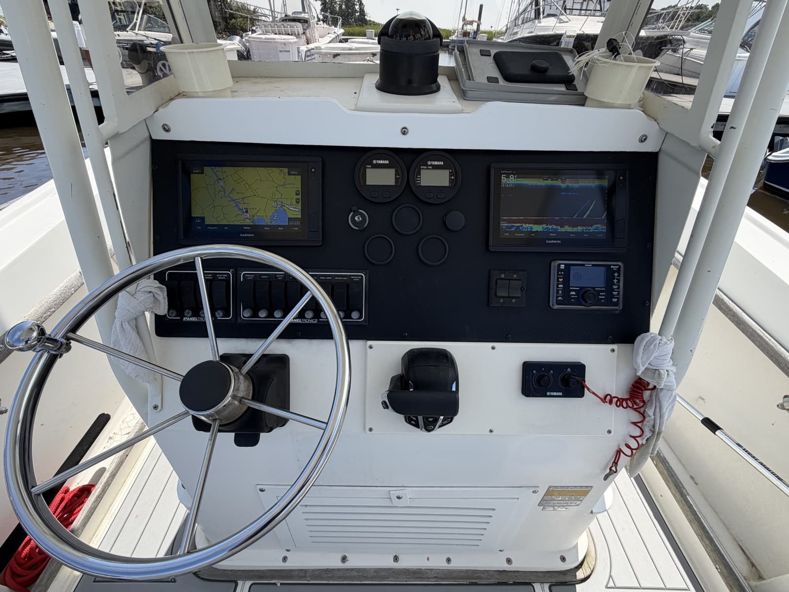 1990 Mako 261 Center Console - Photo 11
