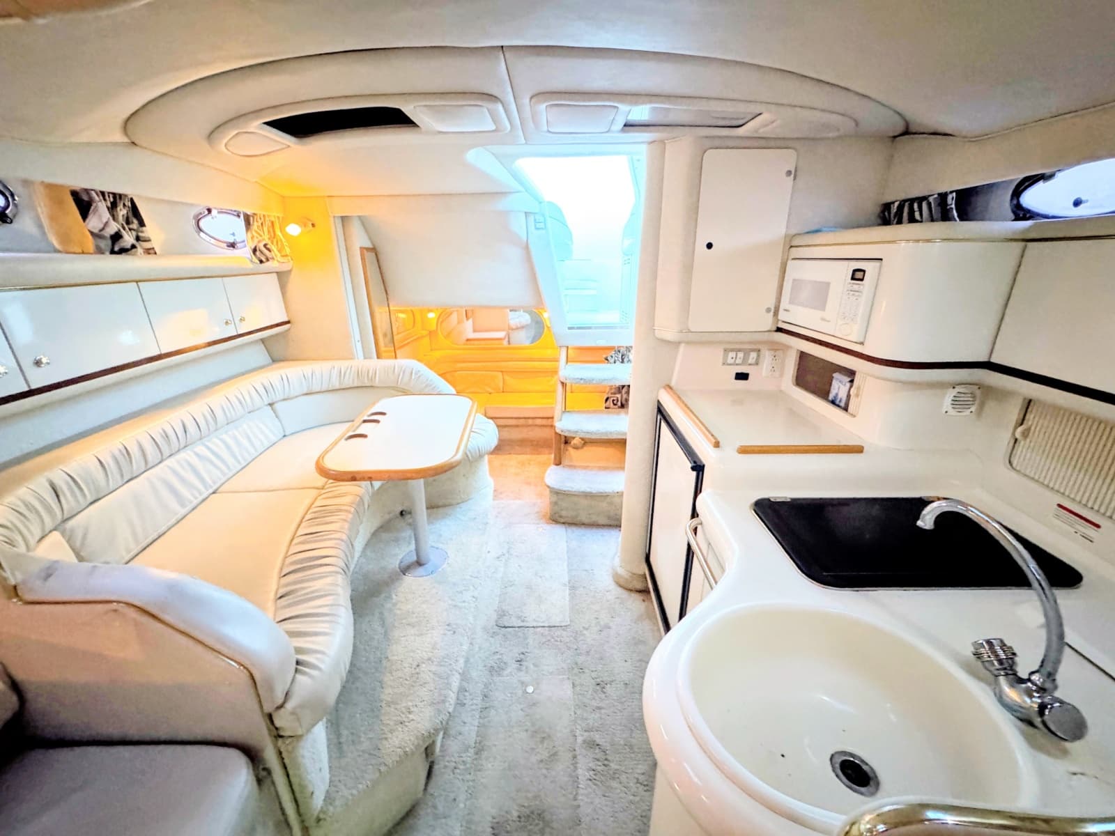 1997 Sea Ray 330 Sundancer - Photo 19