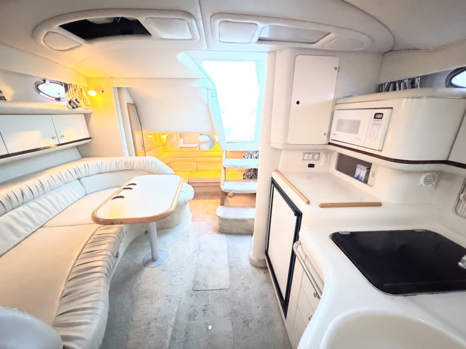 1997 Sea Ray 330 Sundancer - Photo 20
