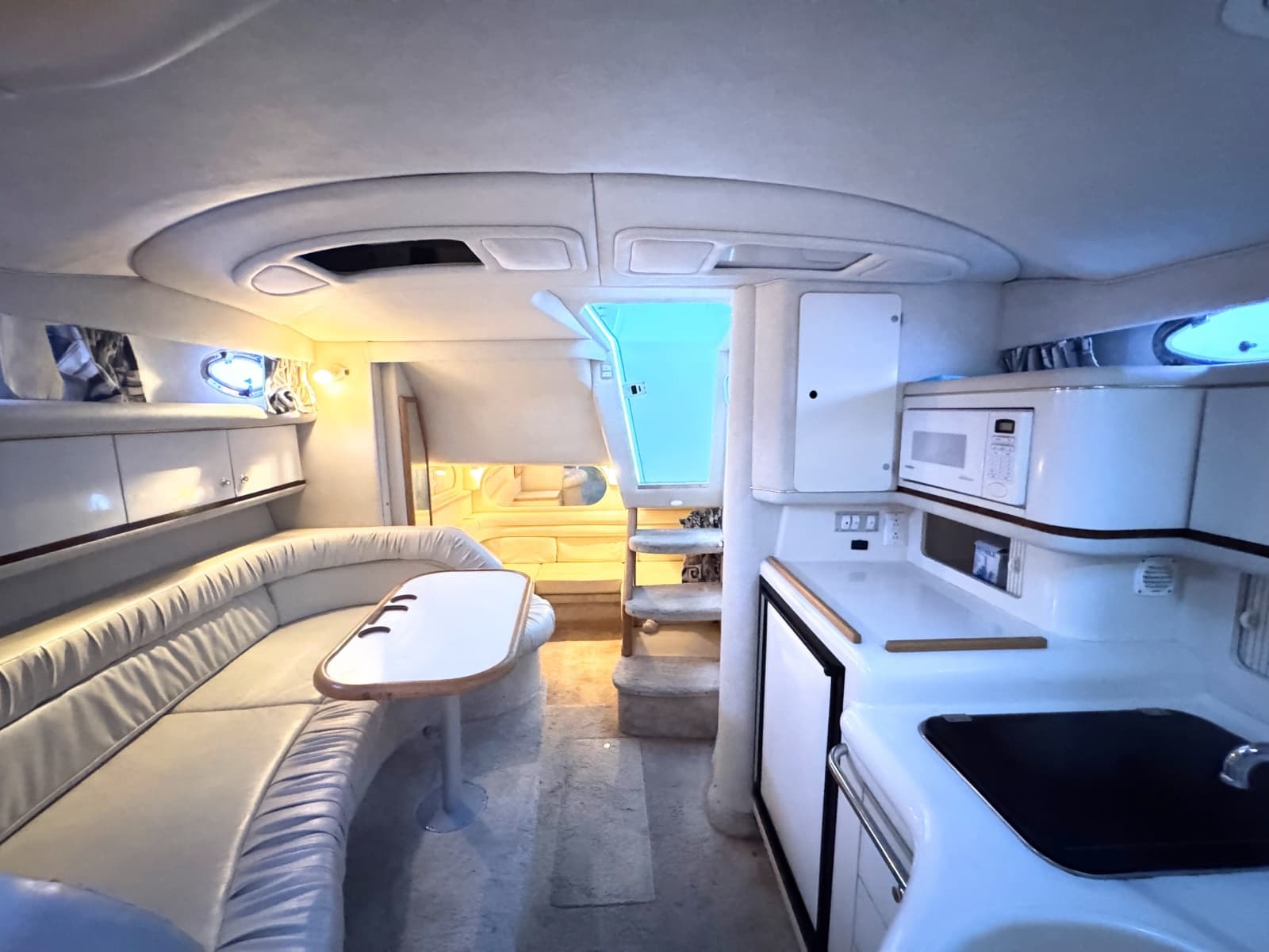 1997 Sea Ray 330 Sundancer - Photo 22