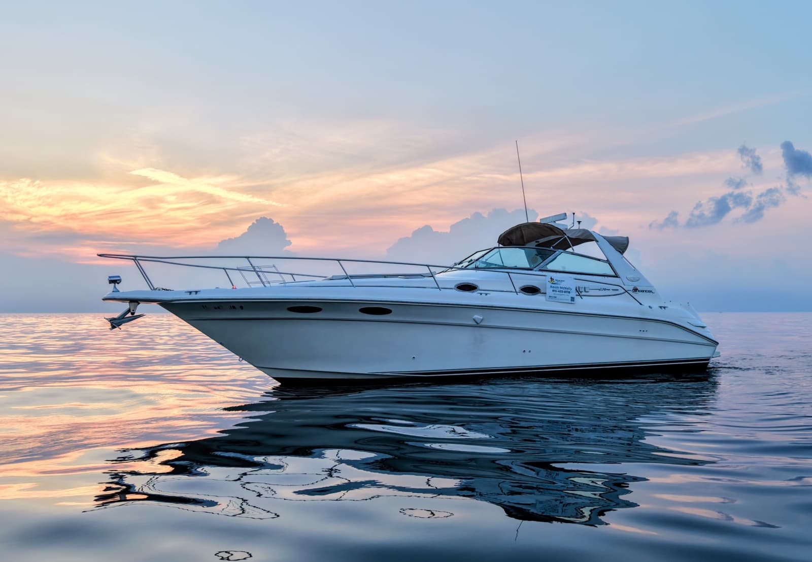 1997 Sea Ray 330 Sundancer - Photo 1