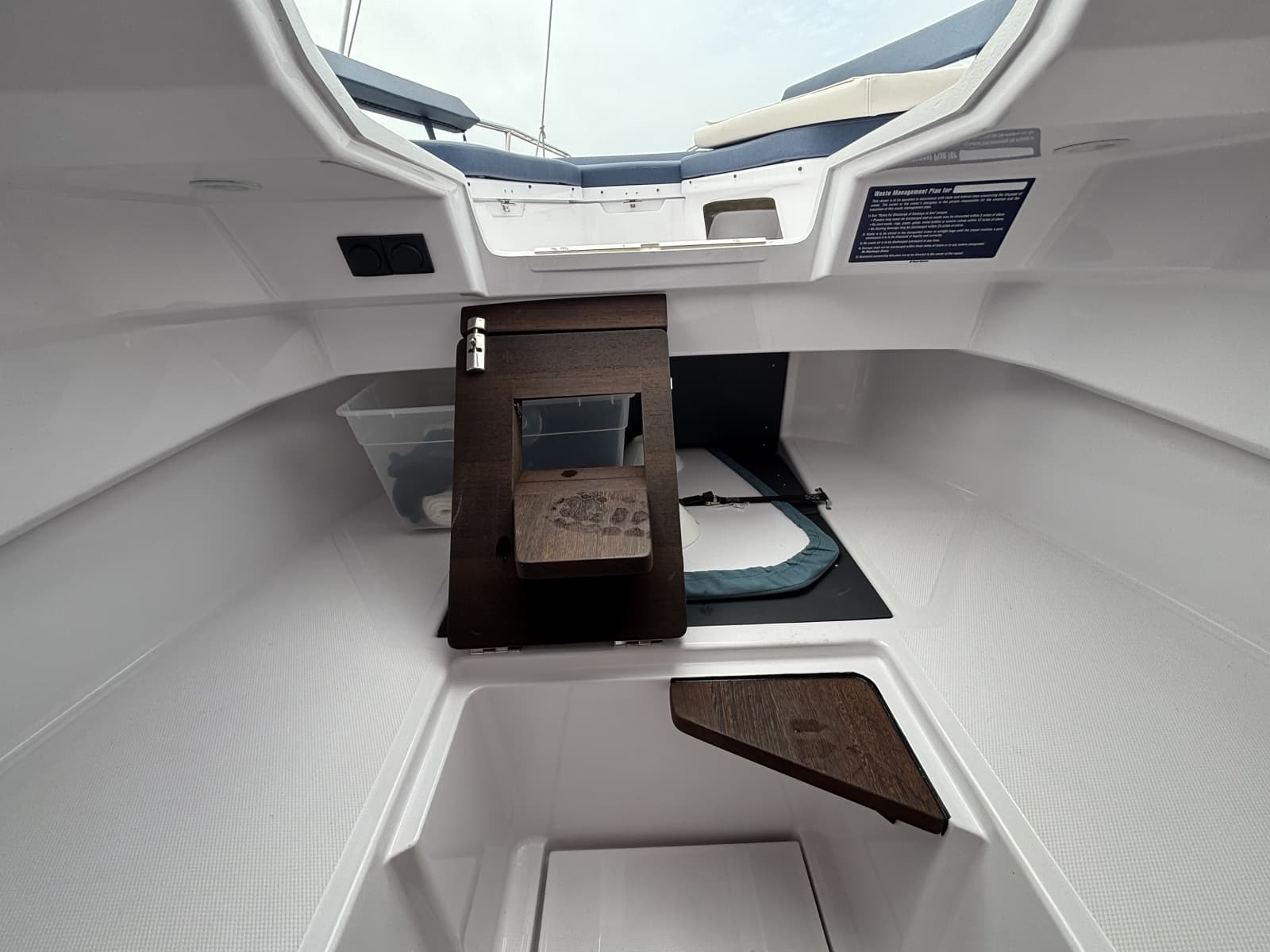 2025 Axopar  - Photo 31