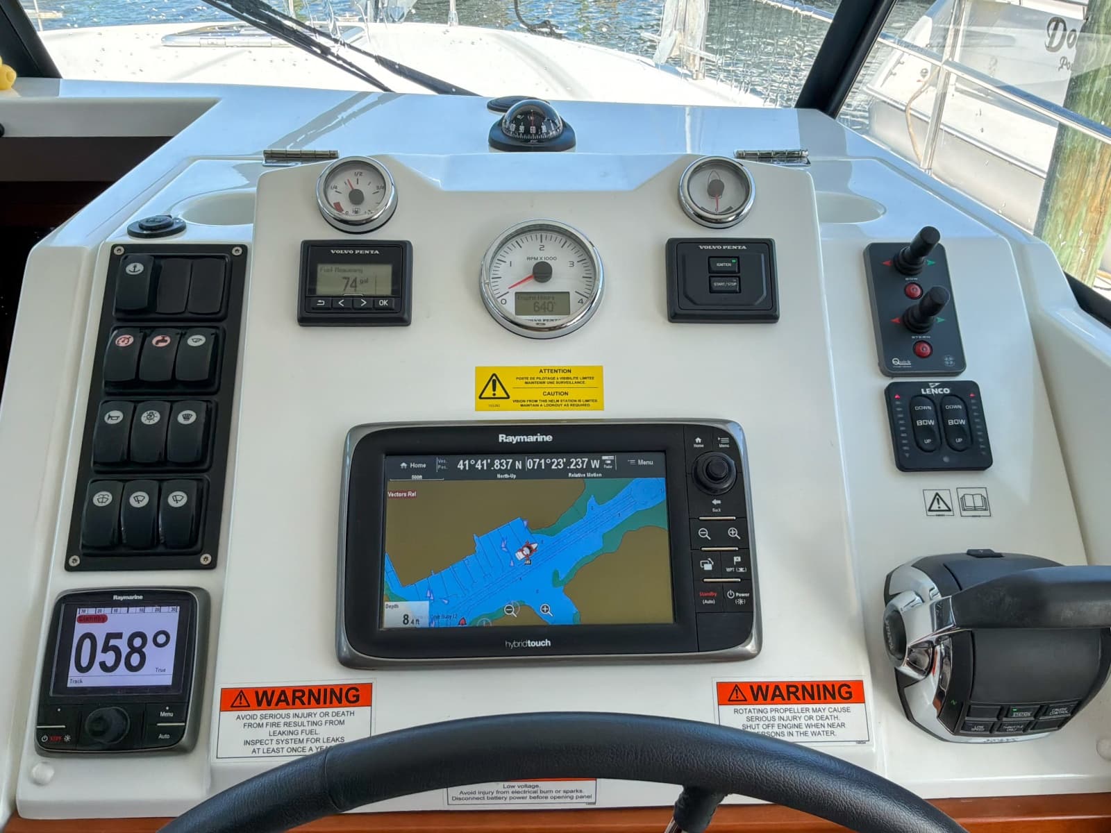 2017 Beneteau SWIFT TRAWLER 30 - Photo 9