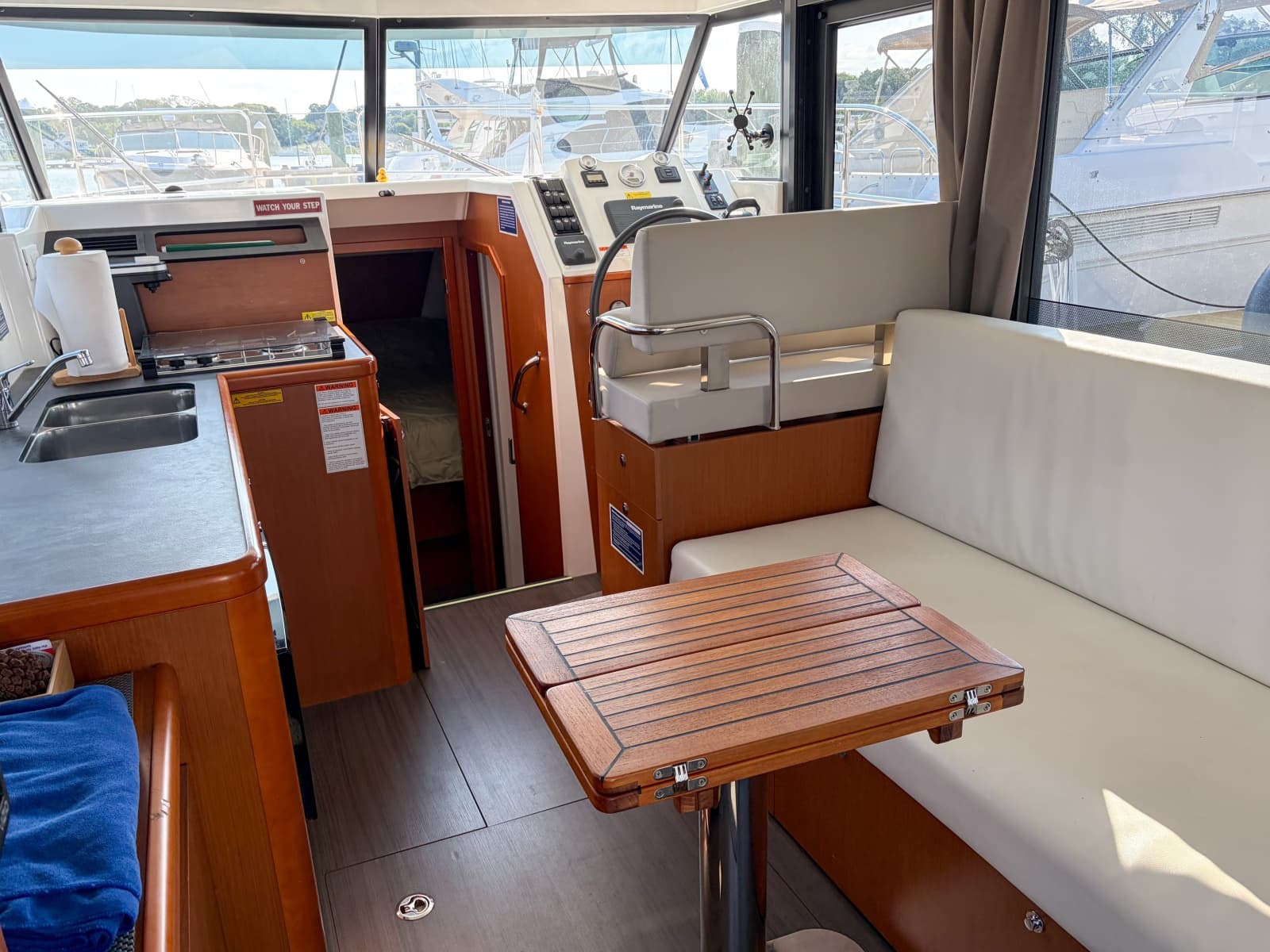 2017 Beneteau SWIFT TRAWLER 30 - Photo 7