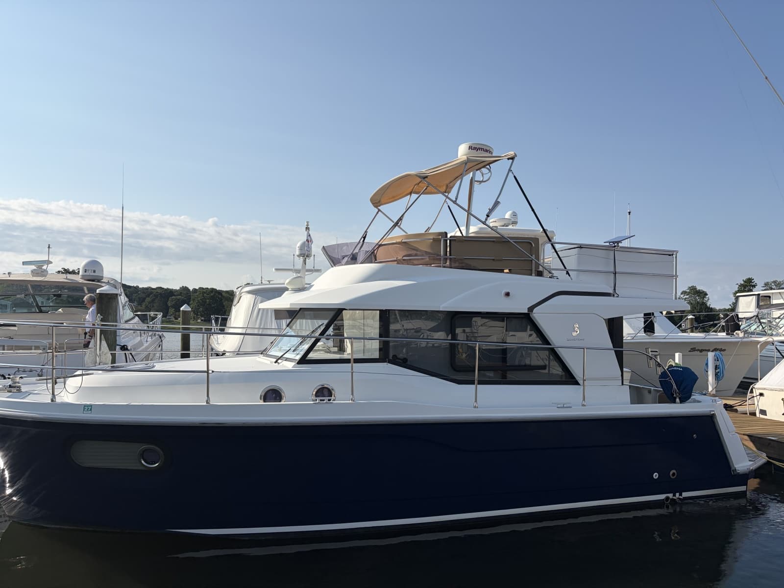 2017 Beneteau SWIFT TRAWLER 30 - Photo 3