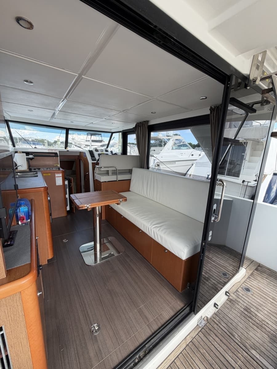 2017 Beneteau SWIFT TRAWLER 30 - Photo 19