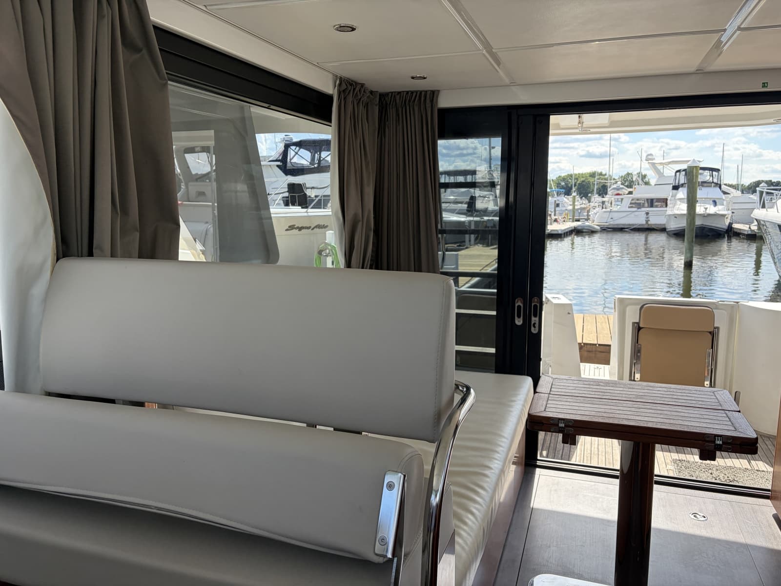 2017 Beneteau SWIFT TRAWLER 30 - Photo 24