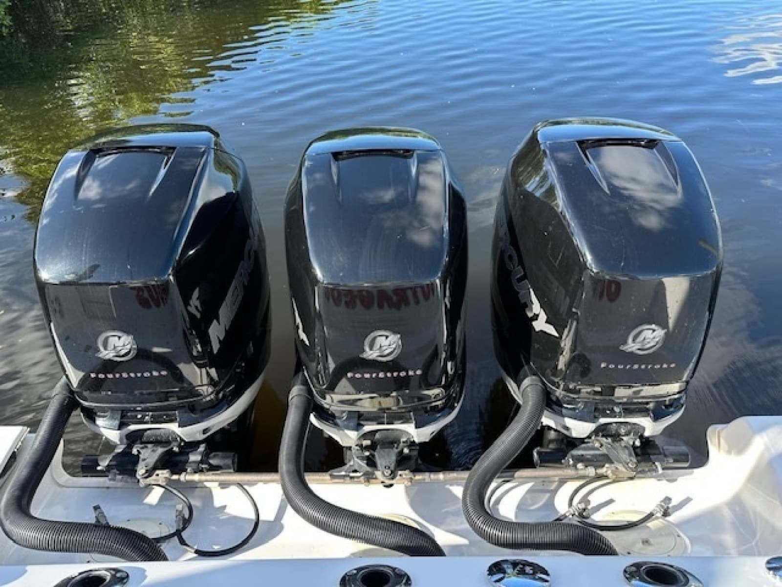 2012 Boston Whaler 370 Outrage - Photo 13