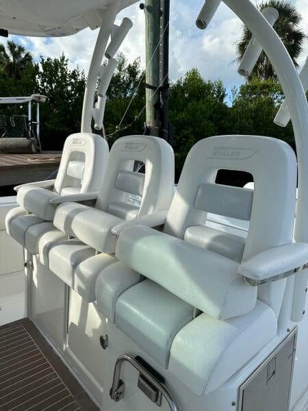 2012 Boston Whaler 370 Outrage - Photo 4