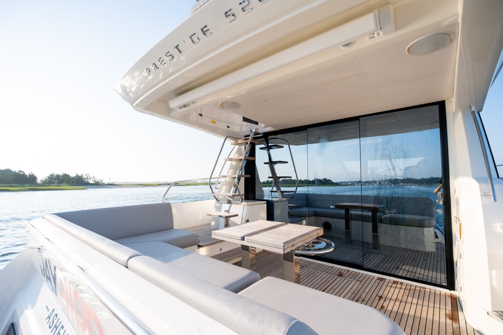 2024 Prestige 520 - Photo 12