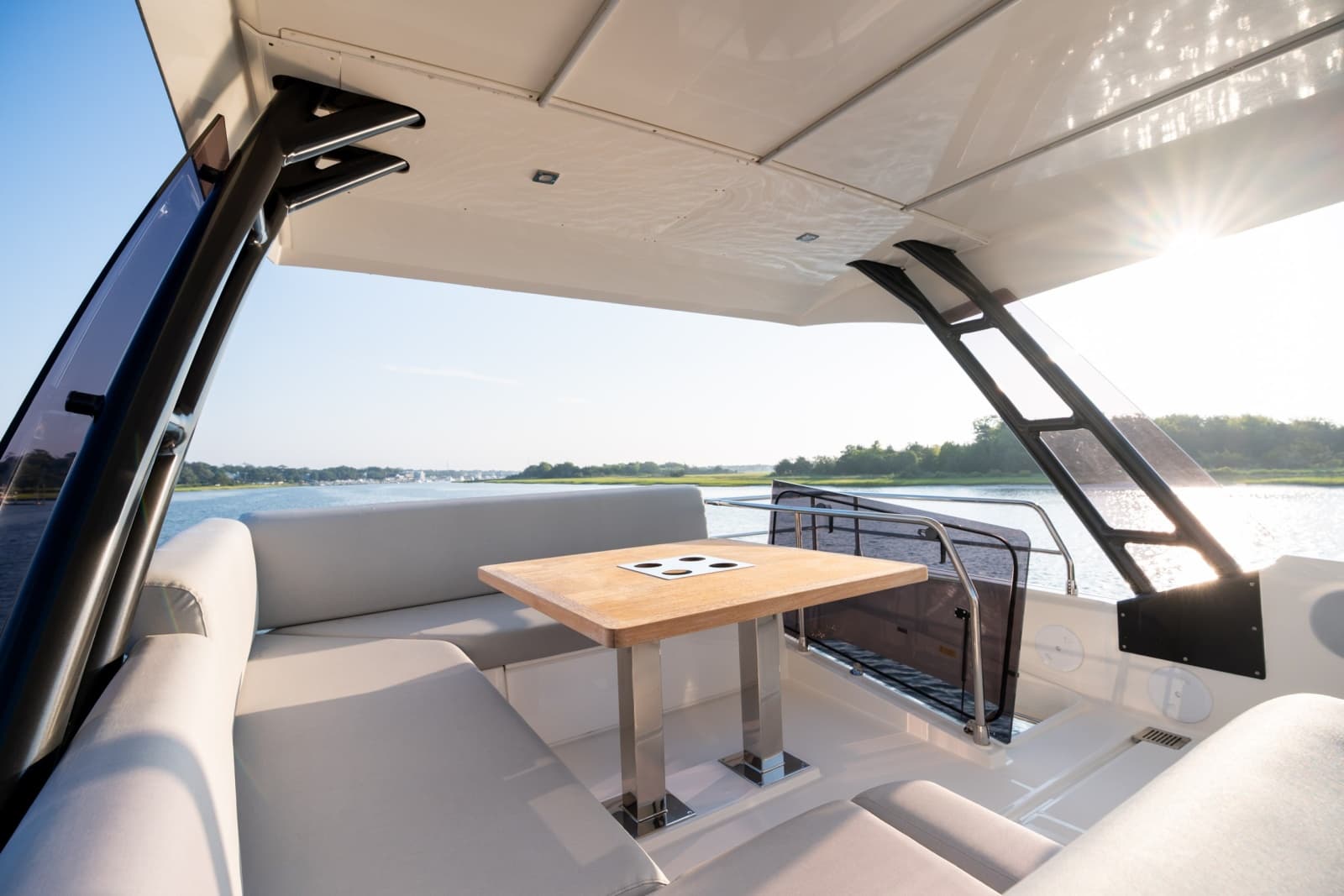 2024 Prestige 520 - Photo 53