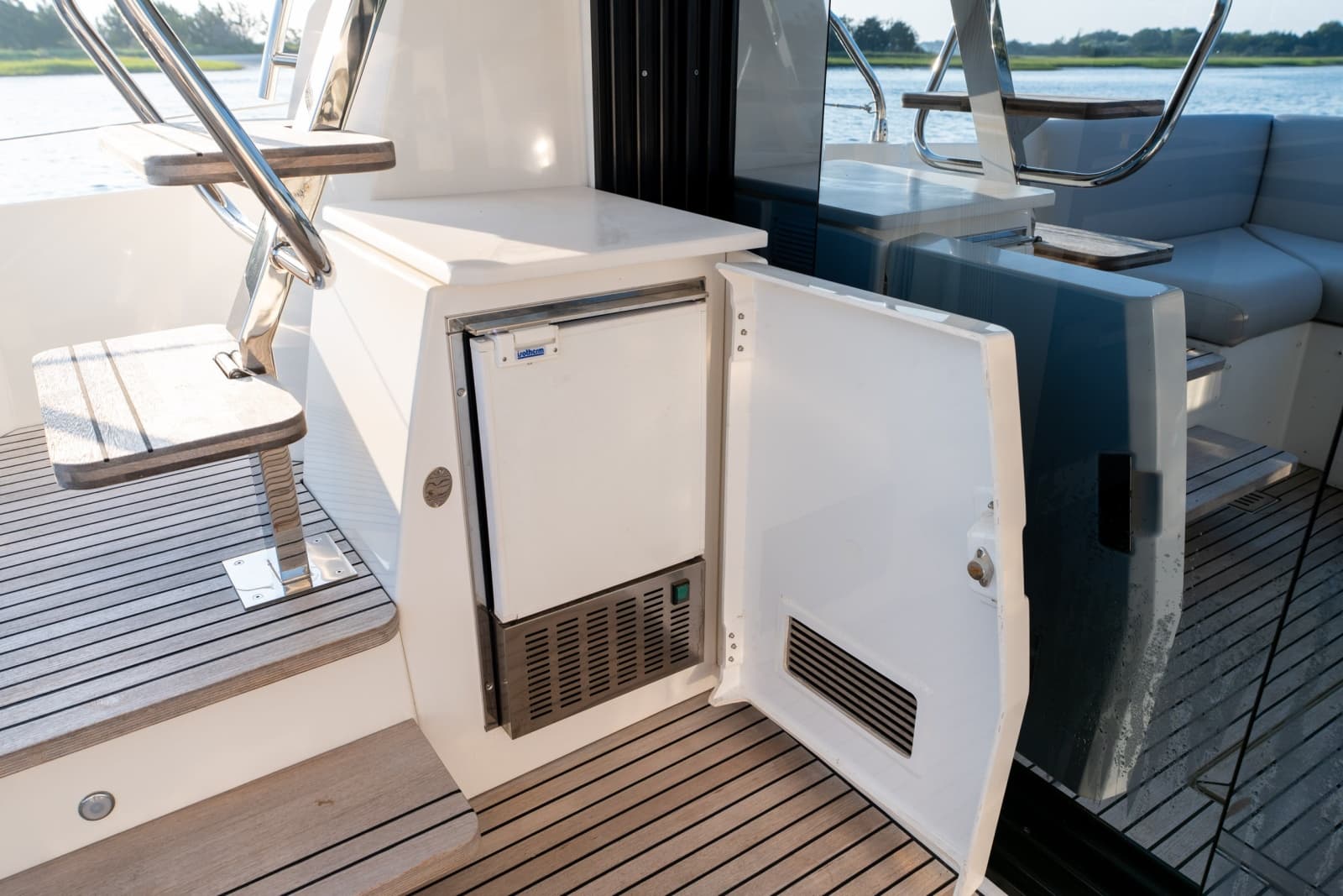 2024 Prestige 520 - Photo 15