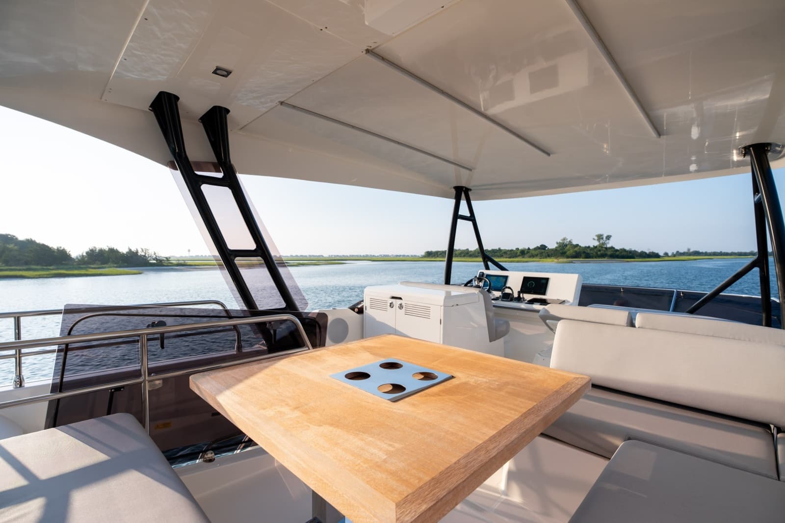 2024 Prestige 520 - Photo 56