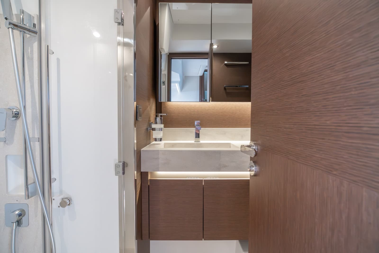 2024 Prestige 520 - Photo 41