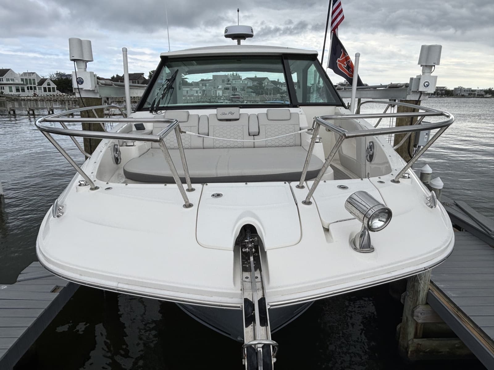 2023 Sea Ray 320 Sundancer - Photo 12