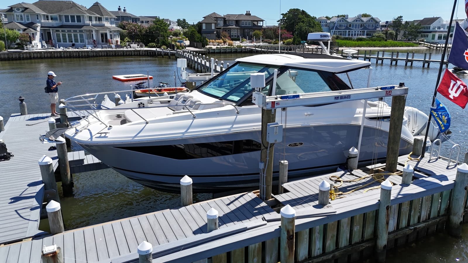 2023 Sea Ray 320 Sundancer - Photo 10