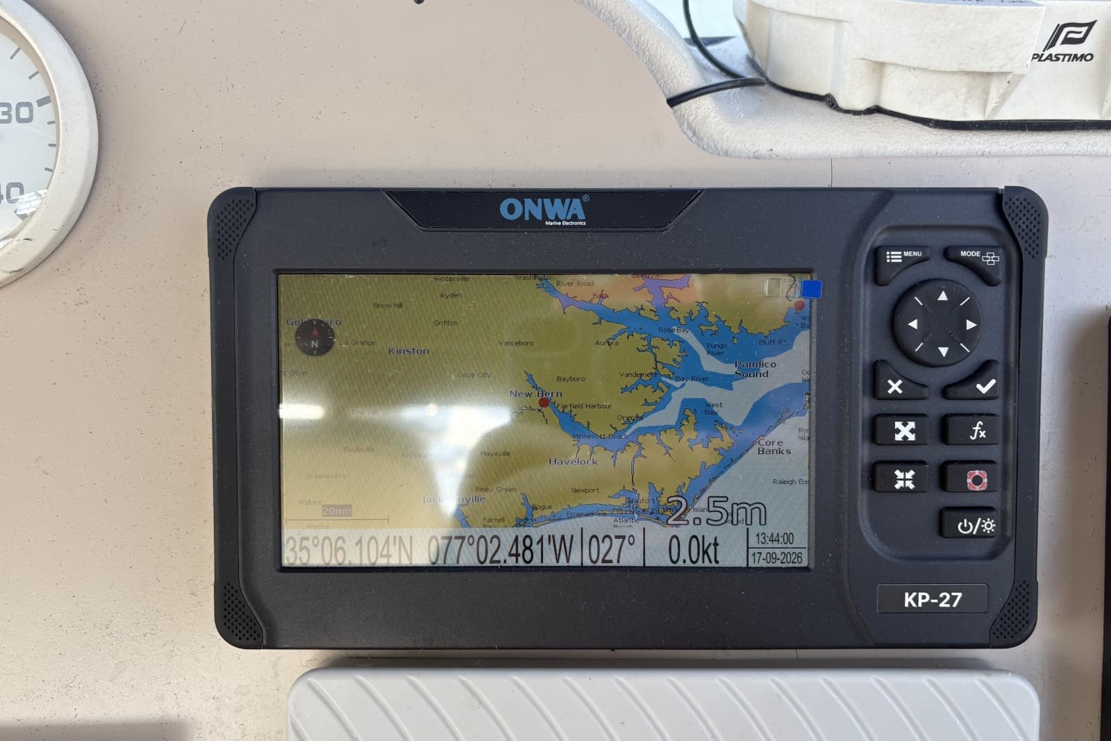 1997 Cruisers Yachts 3950 - Photo 24