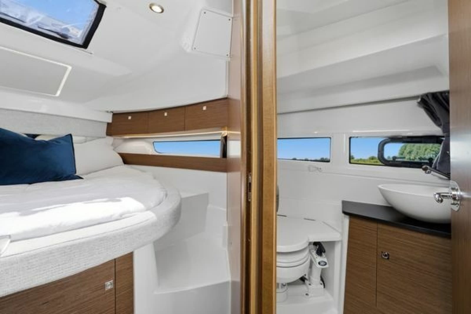 2021 Jeanneau NC 895 - Photo 21