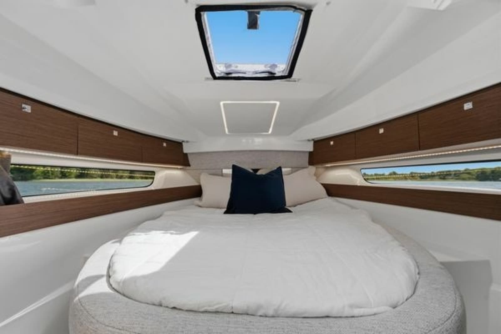2021 Jeanneau NC 895 - Photo 17