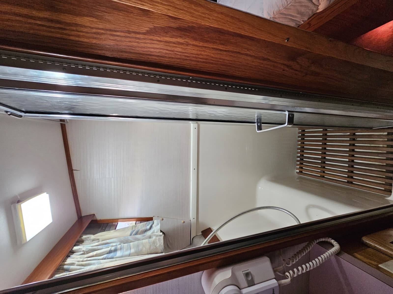 1988 Silverton 40 Aft Cabin - Photo 6