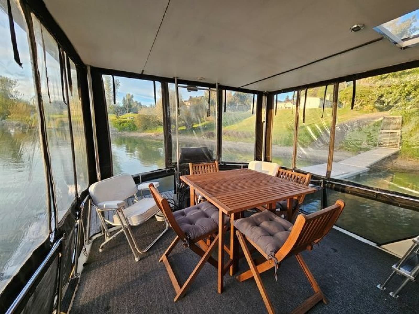 1988 Silverton 40 Aft Cabin - Photo 3