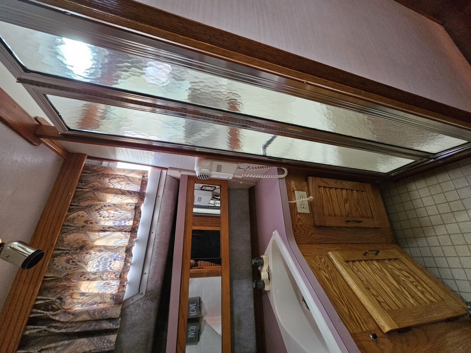 1988 Silverton 40 Aft Cabin - Photo 7
