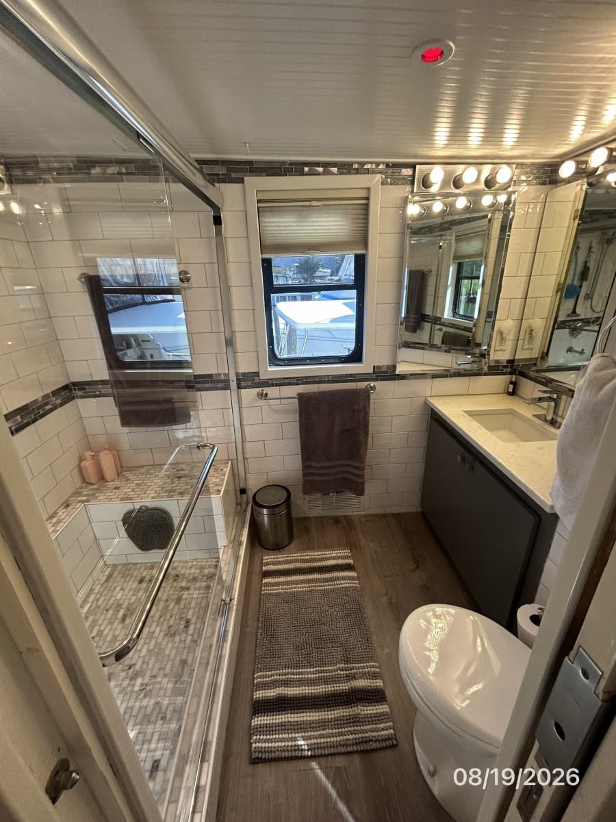 1992 Florida Bay Coaster Pilothouse - Photo 88