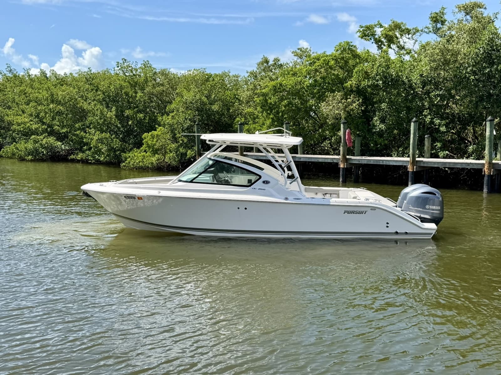 2022 Pursuit DC 266 Dual Console - Photo 2