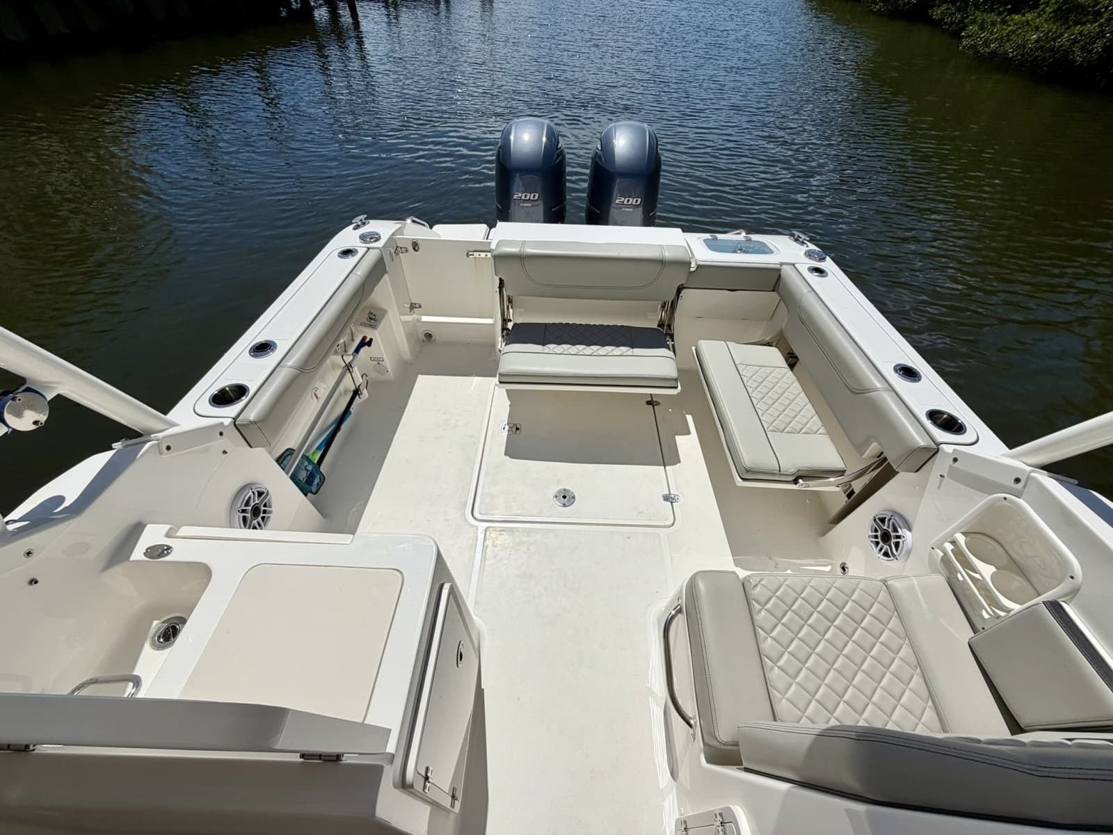 2022 Pursuit DC 266 Dual Console - Photo 11