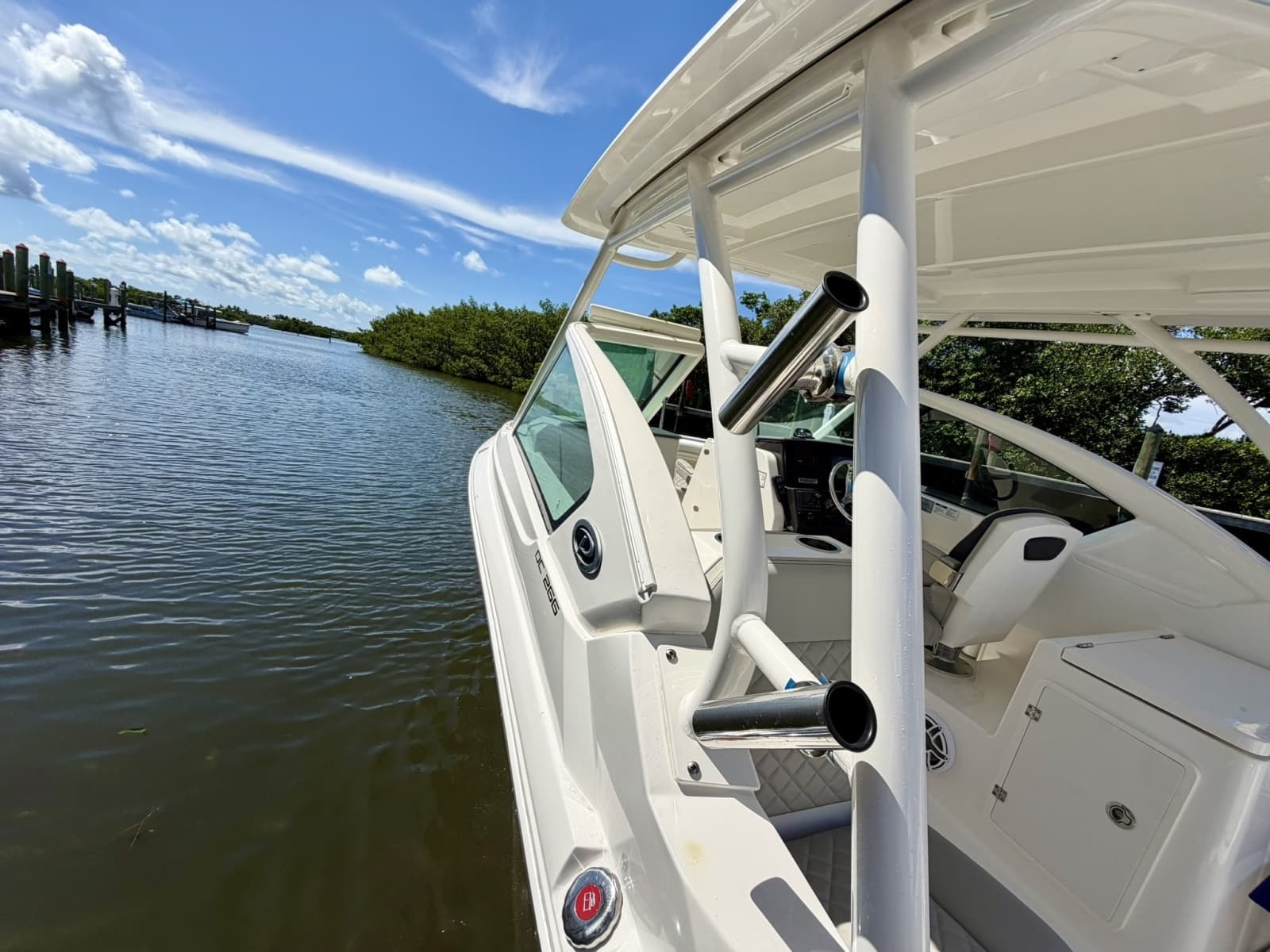 2022 Pursuit DC 266 Dual Console - Photo 36