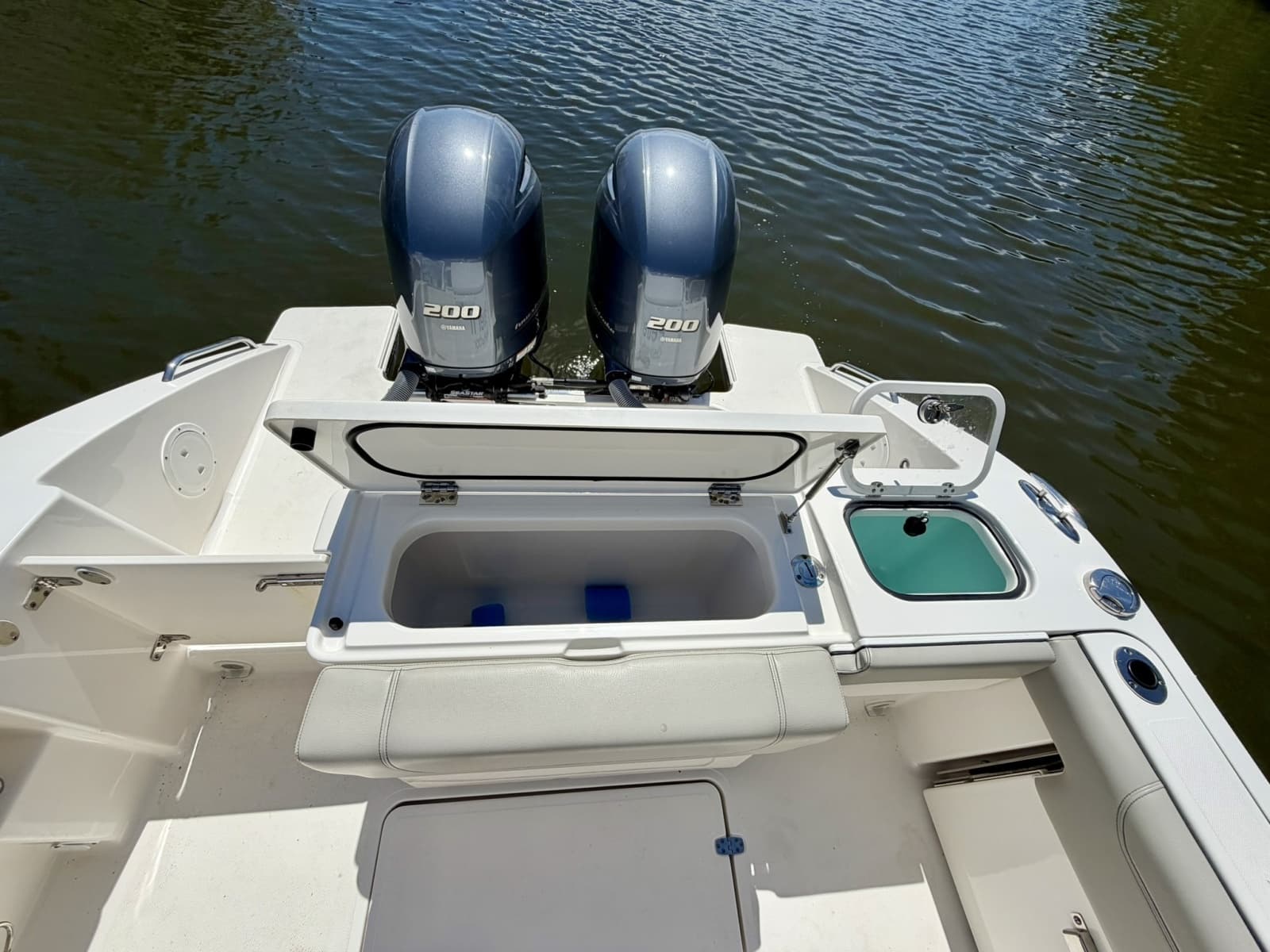 2022 Pursuit DC 266 Dual Console - Photo 13