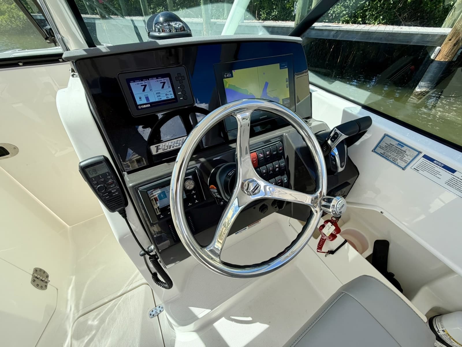 2022 Pursuit DC 266 Dual Console - Photo 27