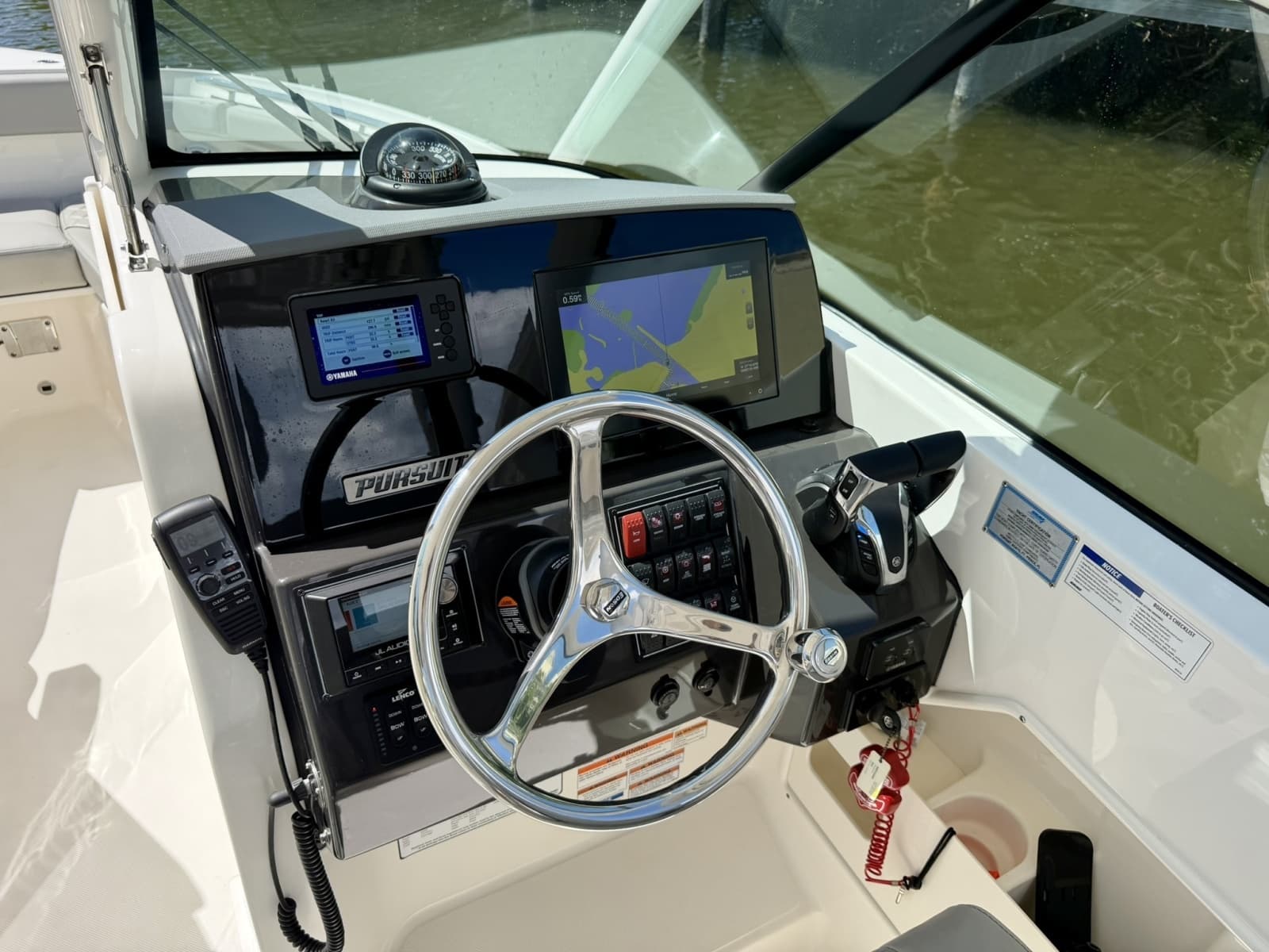 2022 Pursuit DC 266 Dual Console - Photo 28