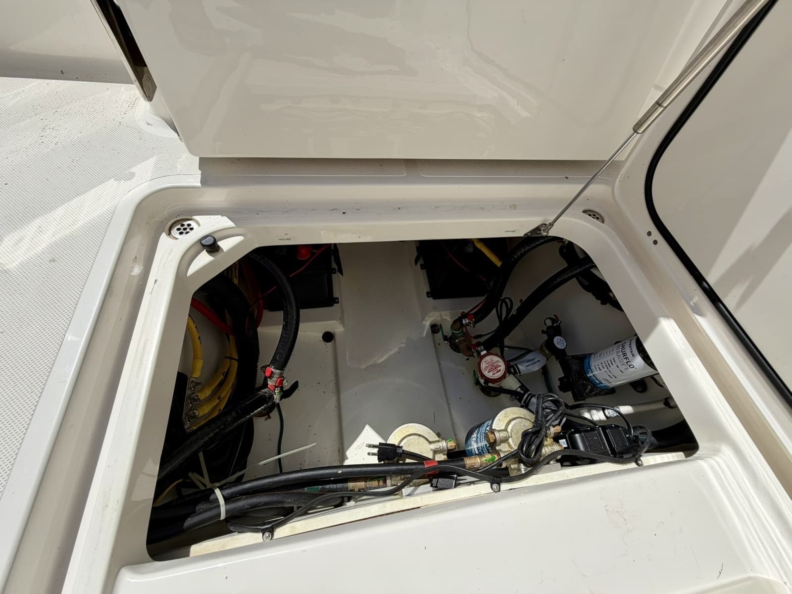 2022 Pursuit DC 266 Dual Console - Photo 18