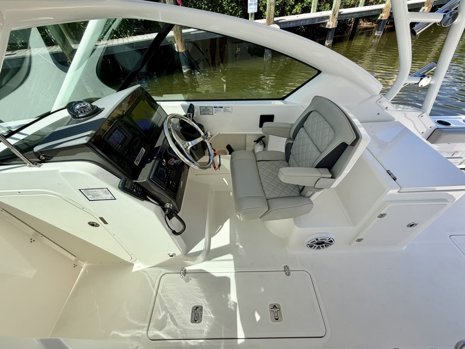 2022 Pursuit DC 266 Dual Console - Photo 25