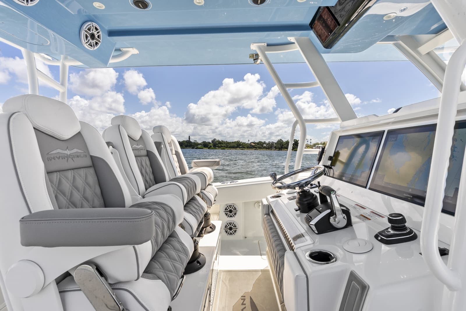 2026 Invincible 43 Open Fisherman - Photo 25