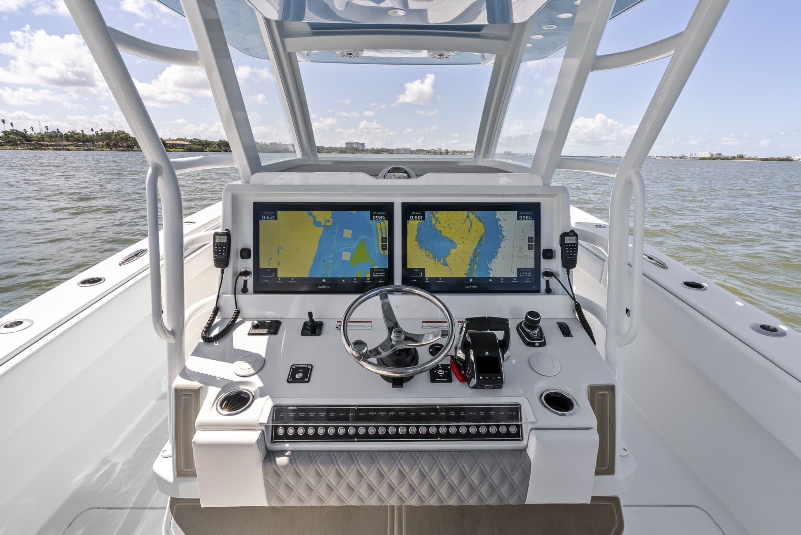 2026 Invincible 43 Open Fisherman - Photo 23