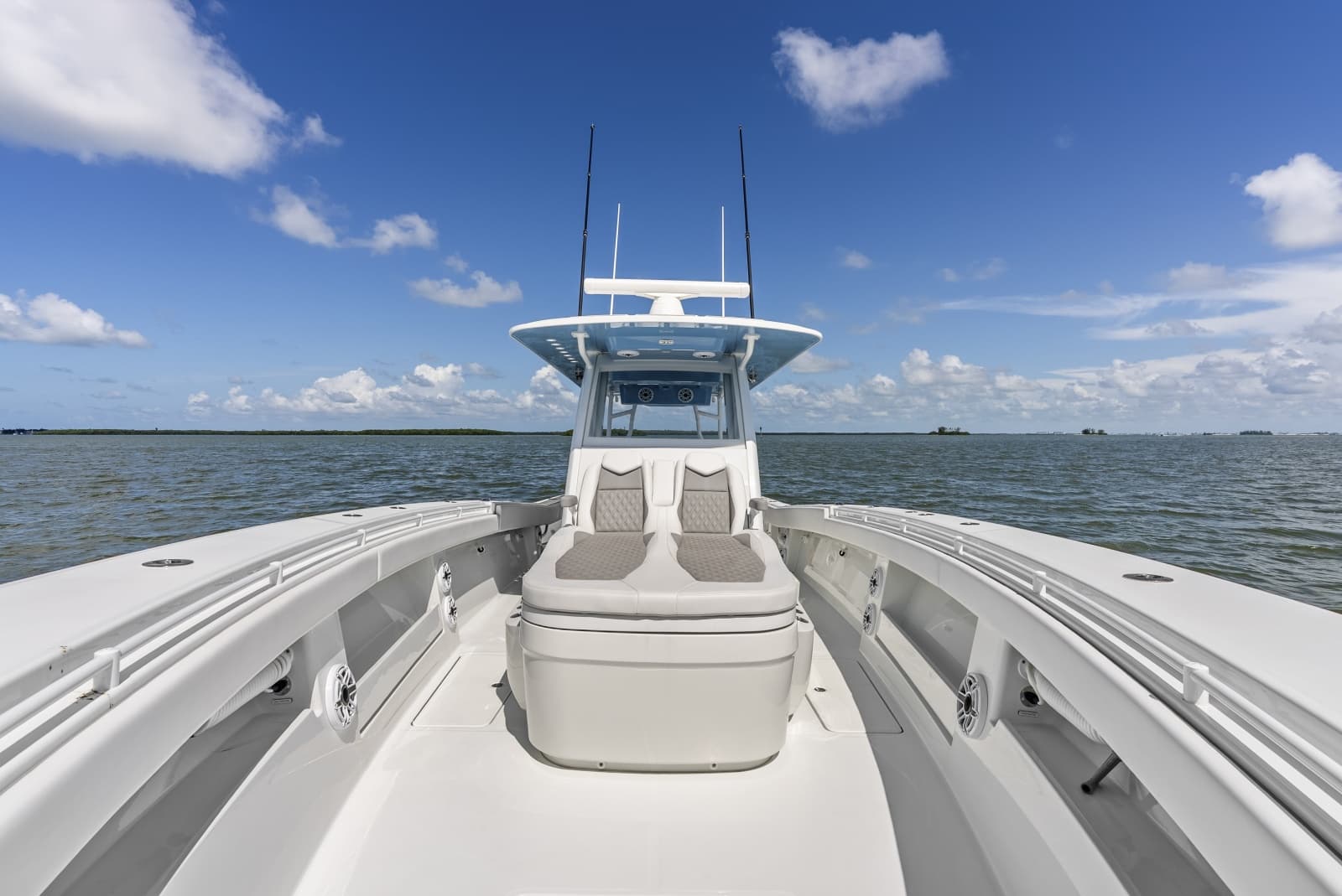 2026 Invincible 43 Open Fisherman - Photo 9