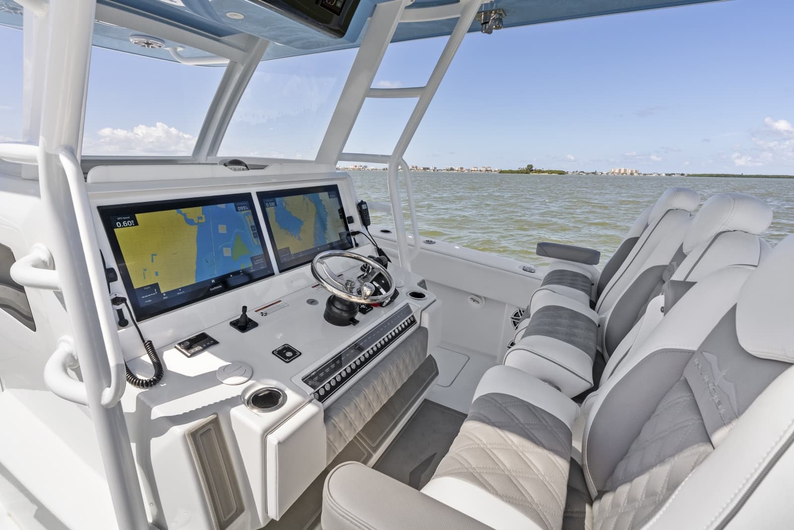 2026 Invincible 43 Open Fisherman - Photo 24