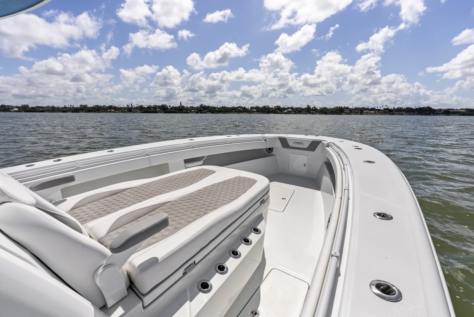 2026 Invincible 43 Open Fisherman - Photo 7